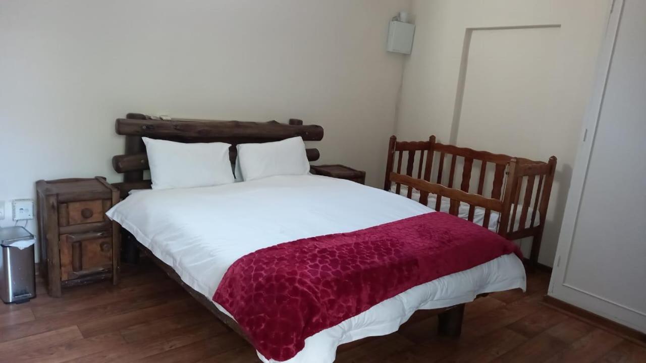 Casa De Romaria Hotell Kimberley Eksteriør bilde